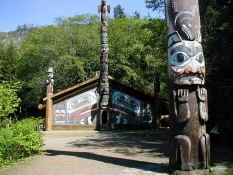 totem bight1.jpg (109081 bytes)