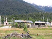 villa_amenqual.jpg (100569 bytes)