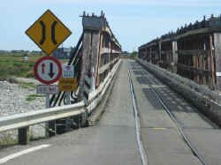 westcoast_one_lane_bridge.jpg (72165 bytes)